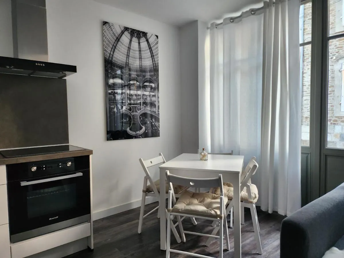 L'Horloge Apartment Dinan